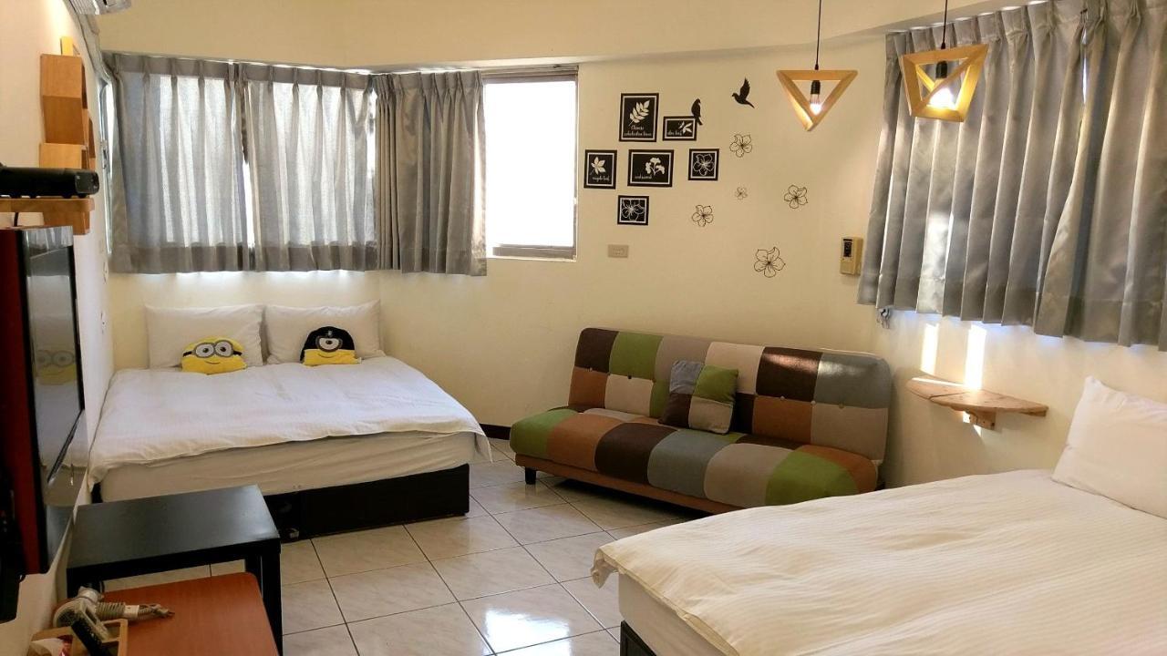Happines Trip Inn Taichung Exterior foto